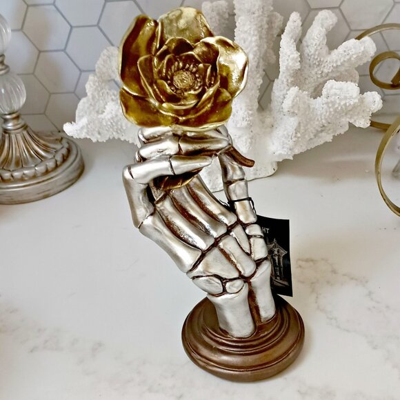 NEW! GOTH GLAM Skeleton HAND W/FLOWER - Picture 5 of 6
